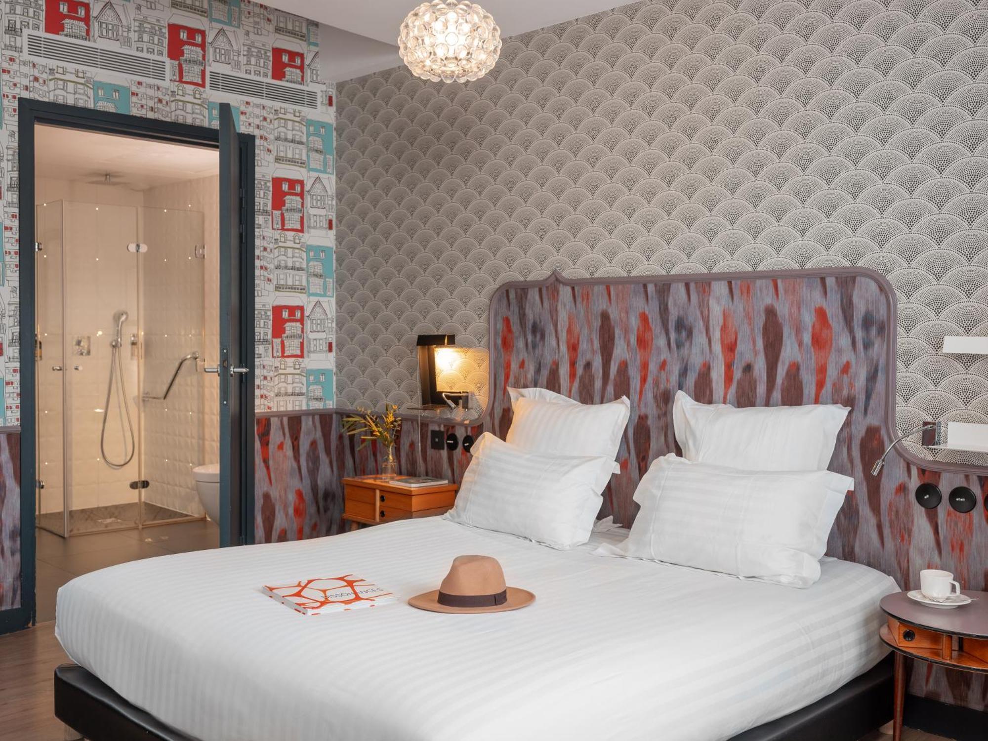 Vintage Deluxe Room,1567364492:JPEG